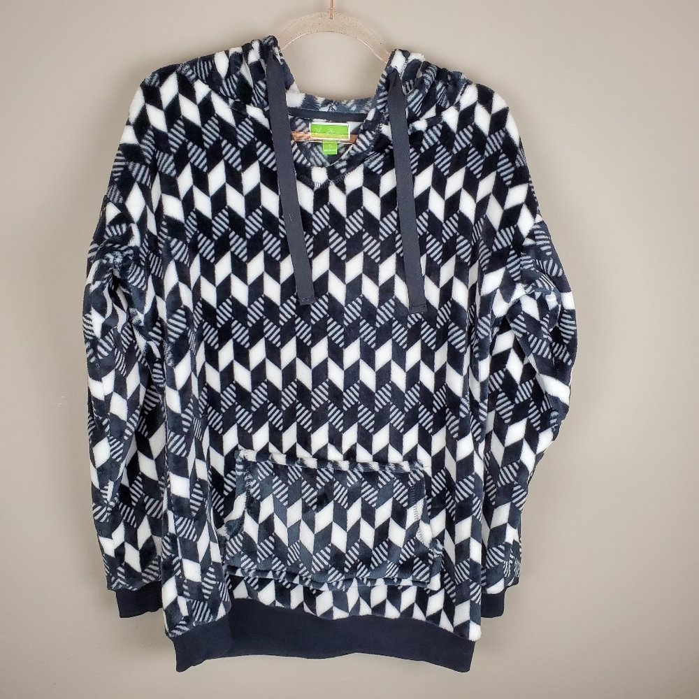 Vera Bradley BW Pullover Hoodie
